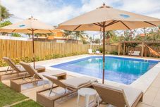 Swimming Pool Wave Suites Hotel