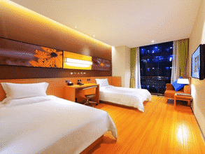 Kamar Tidur 4 IU Hotelsa Kunming Airport Dabanqiao City