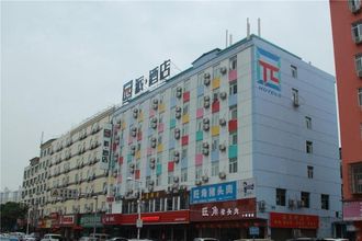 외관 PAI HOTEL NANCHANG HONGGUTAN FENG HEZHONG ZHONG AV