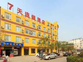 Bangunan 4 7 Days Inn Anyang Hua County Renmin Road Branch