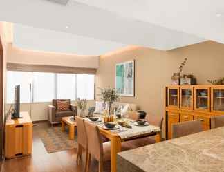 ห้องนอน 2 Shanghai Centre Serviced Apartment