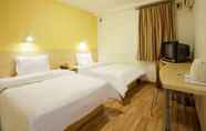 Bedroom 7 7 DAYS INN ZHAOQING 6TH DUANZHOU ROAD YUEGAO BOOK 