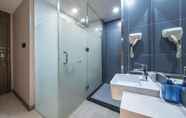 ห้องน้ำภายในห้อง 3 Hanting Express Shenzhen Huaqiang Bei