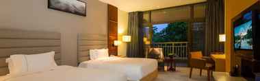 Bedroom 2 Eadry Royal Garden Hotel Haikou