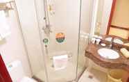 In-room Bathroom 2 Greentree Inn Yangzhou Jiangdu Development Zone Da