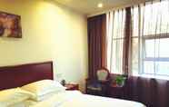 Bedroom 6 Greentree Inn Zhenjiang West Zhongshan Road Railwa