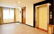 Lobi 4 GreenTree Inn Haikou City Wuzhishan Road