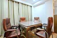 ห้องนอน GreenTree Inn Haikou City Wuzhishan Road