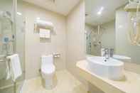 In-room Bathroom Hanting Hotel (ECNU Shanghai)