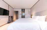 Bedroom 6 Hanting Hotel (Shanghai Zhongshan Park Metro Stat)