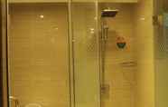 In-room Bathroom 4 Greentree Alliance Hefei Mengcheng N Road Jiqiao R