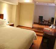 Bedroom 2 Greentree Inn Shandong Jinan East Wenhua Road Tais