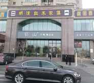 Exterior 3 LAVANDE HOTELS URUMQI XINMIN WEST STREET HONGDA PL