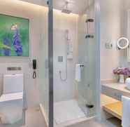 In-room Bathroom 4 LAVANDE HOTELS NANJING KAZIMEN METRO STATION YONGL