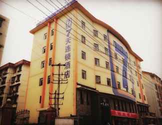 Exterior 2 7 Days Inn Chengdu Dujiangyan Branch