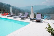 スイミングプール Encosta de Louredo