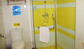 In-room Bathroom 3 7 Days Inn Changsha Xingsha Jinmao Road Branch