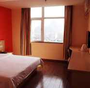 Bedroom 3 7 Days Inn Guilin Qixing Road Branch