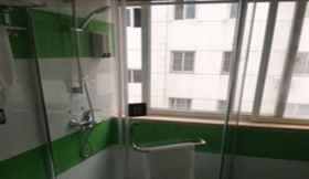 In-room Bathroom 3 7 DAYS INN HUAIAN NORTH CHENGDE ROAD DARUNFA BRANC