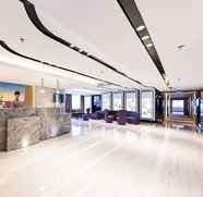 Lobi 2 Lavande Hotel Weihai Weigao Plaza