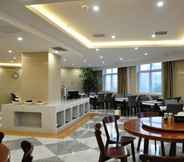 Restaurant 2 GREENTREE INN ANYANG TANGYIN COUNTY CHANGHONG ROAD