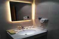 In-room Bathroom Greentree Inn Shanghai Jinshan District Wanda Plaz