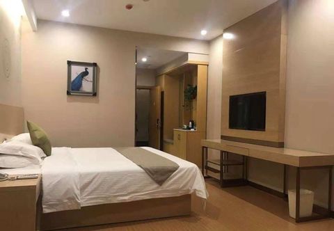 Bedroom Greentree Inn Lvliang Wenshui County People S Hosp
