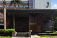 Exterior Huali Hotel (Creative Park Store)