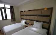 Bedroom 5 7 Days Inn Hangzhou Xiaoshan Airport Branch Hotel