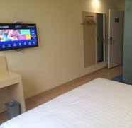 Bedroom 2 7 Days Inn·Luoyang Xin'an