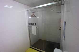 Toilet Kamar 4 7 Days Inn·Foshan Gaoming District