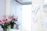 In-room Bathroom Greentree Inn Shanghai Baoshan 128 Memorial Road T