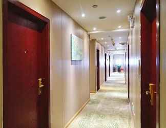 Lobi 2 Greentree Inn Shanghai Baoshan 128 Memorial Road T