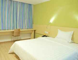 ห้องนอน 2 7 Days INN Guangzhou Conghua Jiekou Zhenbei Road B