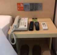 Bedroom 3 7 Days Inn Premium Tangshan Fengnan Shuanghu Jinyu