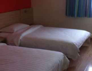 Kamar Tidur 2 7 Days Inn Yingtan Center Square Branch