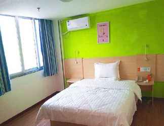 Kamar Tidur 2 7 Days Inn Huaihua Motor West Station Branch