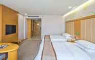 Bedroom 5 Greentree Inn Tongxiang Chongfuzhen World Fur Cent