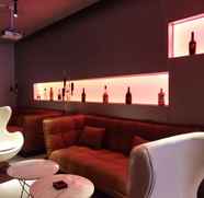 Bar, Kafe dan Lounge 3 Mini Hotel