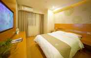 Bedroom 6 Greentree Inn Shanghai Baoshan District Tieshan Ro