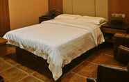 Kamar Tidur 7 LINCOLN CARNIVAL HOTEL