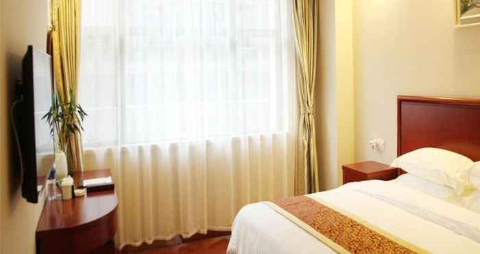 Bedroom GreenTree Inn Hefei Lianhua Road Express Hotel