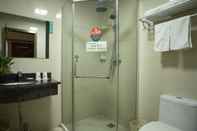 In-room Bathroom GreenTree Inn Hefei Lianhua Road Express Hotel