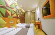 Bedroom 4 Vatica JiangsuJianguo Road Xuanwu Market Hotel