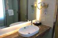 In-room Bathroom GreenTree Inn Yancheng Jiefang Road Express Hotel