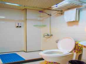 Toilet Kamar 4 7 Days Inn Yinbin Ren Min Park Branch