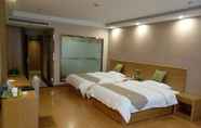 Bedroom 5 GreenTree Inn (Jiangyin Nanzha, Zhanxi Road))