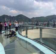 Nearby View and Attractions 4 7 Days Premiuma Chongqing Yunyang Chengzhongcheng