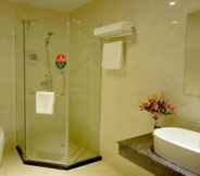 In-room Bathroom 7 Greentree Inn Shandong Taian Wanda Plaza Bus Stati