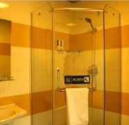 In-room Bathroom 5 7 Days Inn Zhangjiakou South Station Jian Gong Col